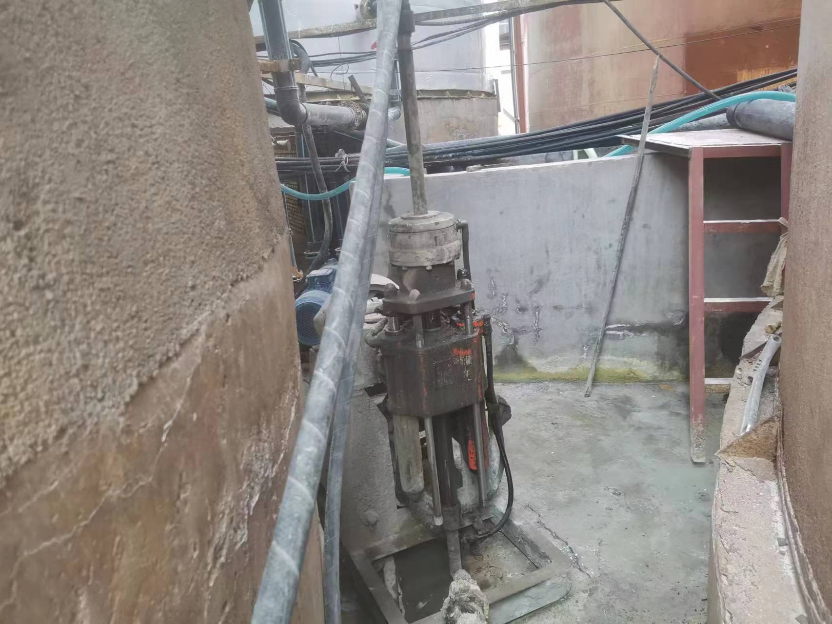 浩口原种场房屋下沉注浆